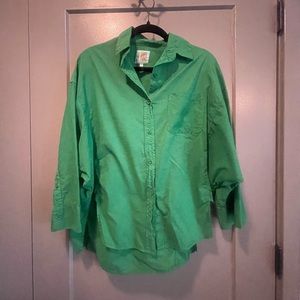 NWOT - A Shirt Thing - Sammy style in Kelly green color - size medium